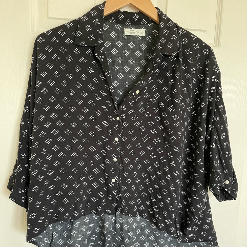 Abercrombie and Fitch High-low Short Sleeved Shirt